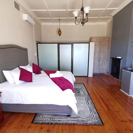 Lucolo Palace B&B Aliwal North Eksteriør billede